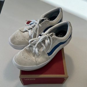 Men’s Vans Sneakers - Size 9